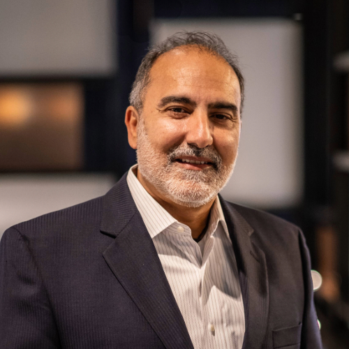 Moez Chaabouni, Summit CEO